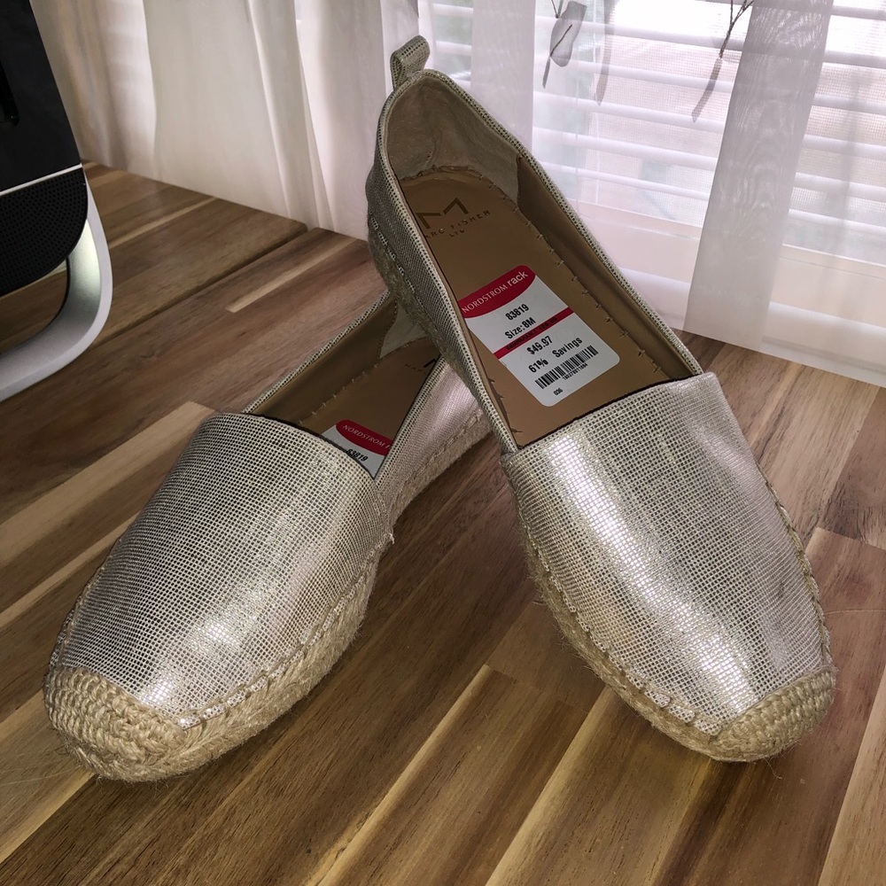 Marc Fisher Cacera  Slip On Espadrille Metallic Gold size 8 NEW